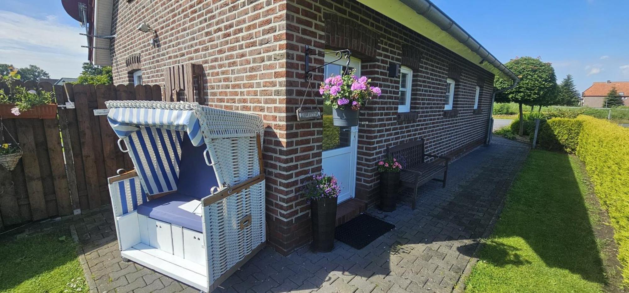 Ferienwohnung Haus Moorblick Mit Garten In Kanallage Wiesmoor Exterior foto